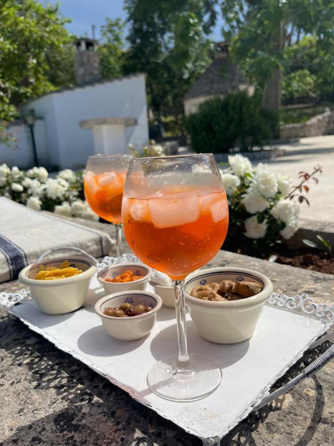 Bed and Breakfast Il Trullo Di Simona Locorotondo Exterior foto